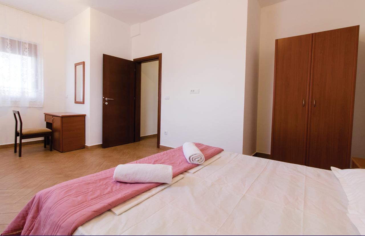 Apartments Kan Ulcinj Exterior foto