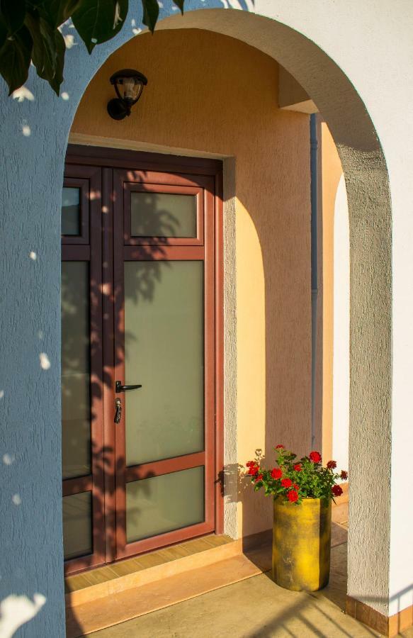 Apartments Kan Ulcinj Exterior foto